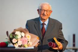 Doc. MUDr. Jozefa Töröka, CSc., ocenili Medailou Slovenskej kardiologickej spoločnosti za zásluhy o poznaní srdca